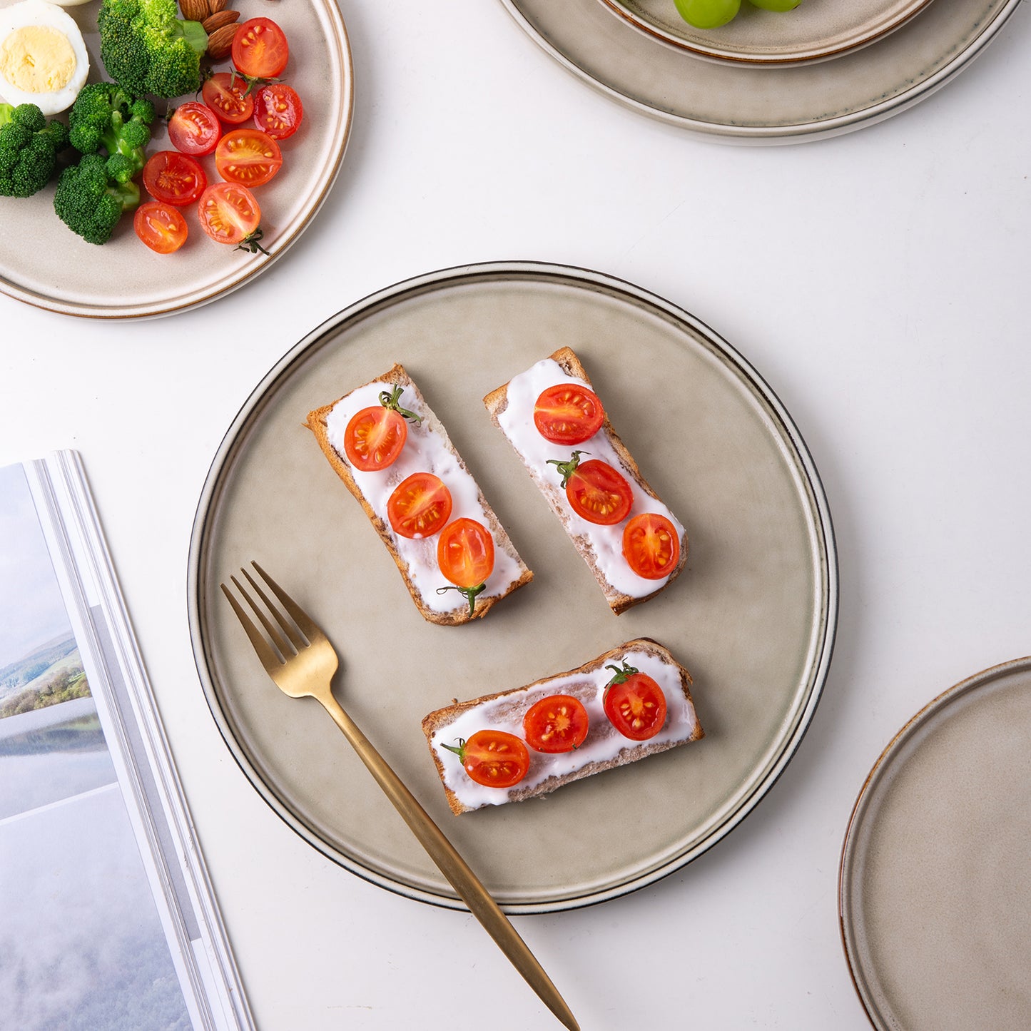 GBHOME Stoneware Plates Set of 4, 8.0 Inch Plates