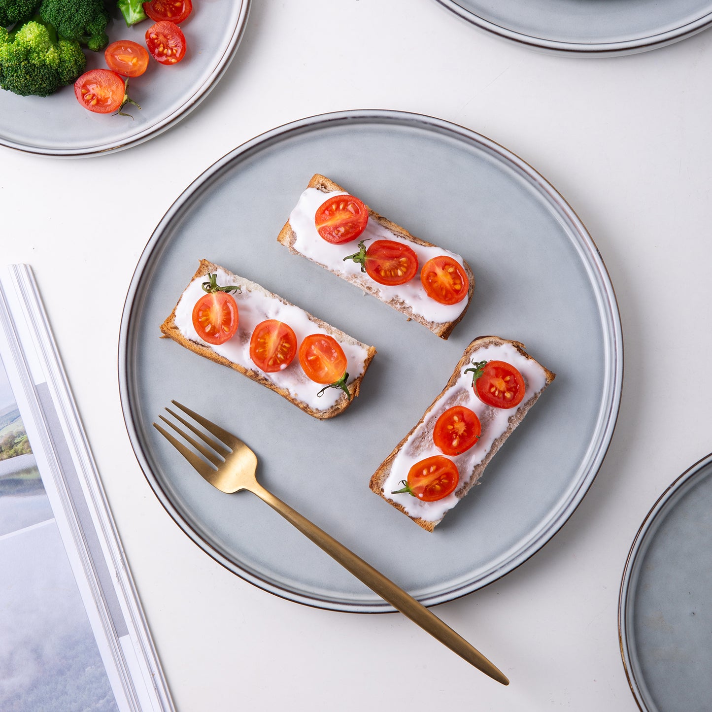 GBHOME Stoneware Plates Set of 4, 8.0 Inch Plates